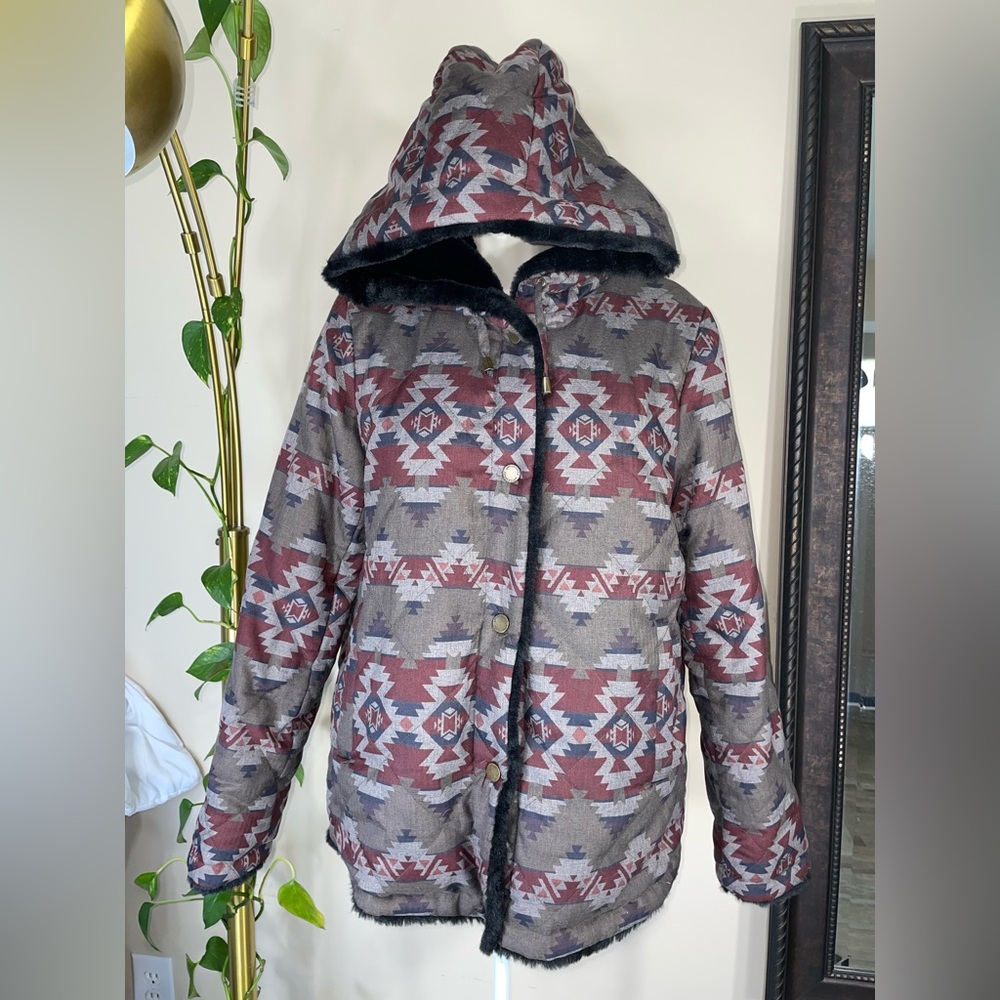 Pendleton reversible Aztec-Pattern or black faux … - image 1